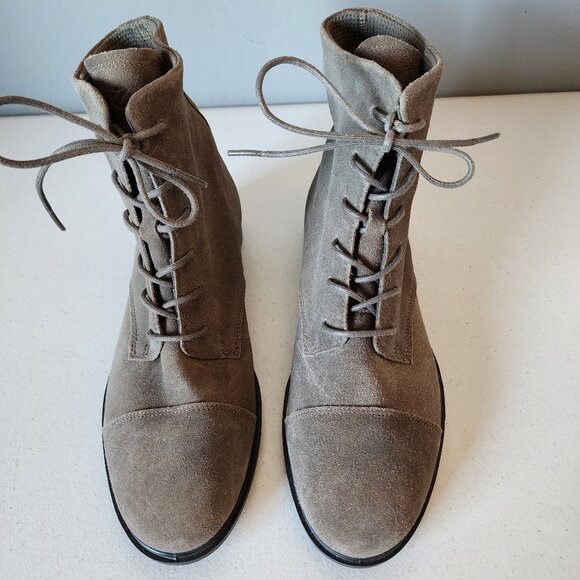 Ecco Suede Bootie "EUC" - Picture 1 of 16